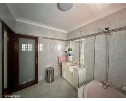 Excelente moradia V3 m lote 600 mts-15