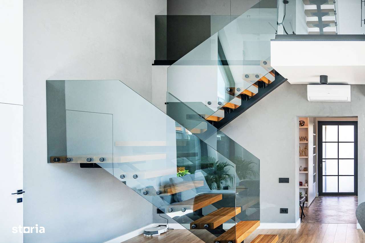 Vila cu piscina si garaj in zona Iancu Nicolae-3