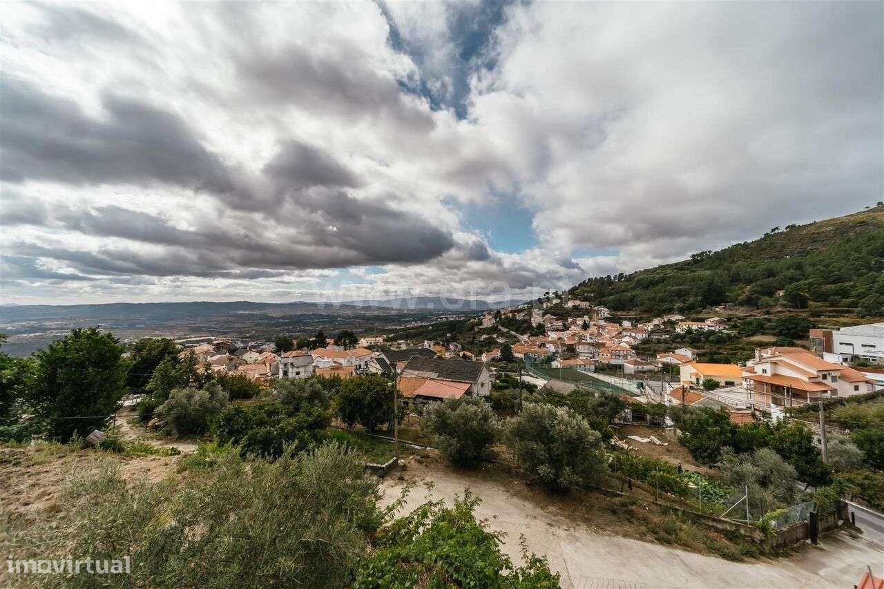 Moradia Isolada T6 / Covilhã, Vila do Carvalho - Grande imagem: 5/12