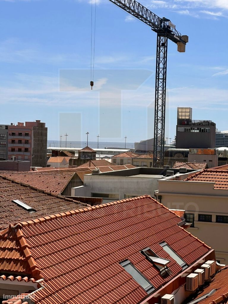 Apartamento T3 Duplex Novo,  Junto ao Mercado de Matosinhos