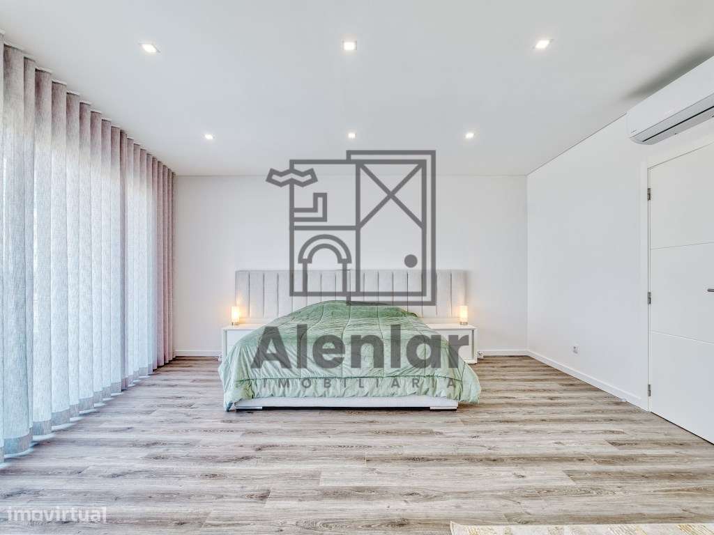 Moradia Contemporânea em Alenquer-40