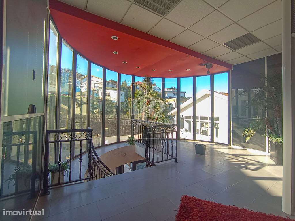 Armazém em Roriz, Santo Tirso-11