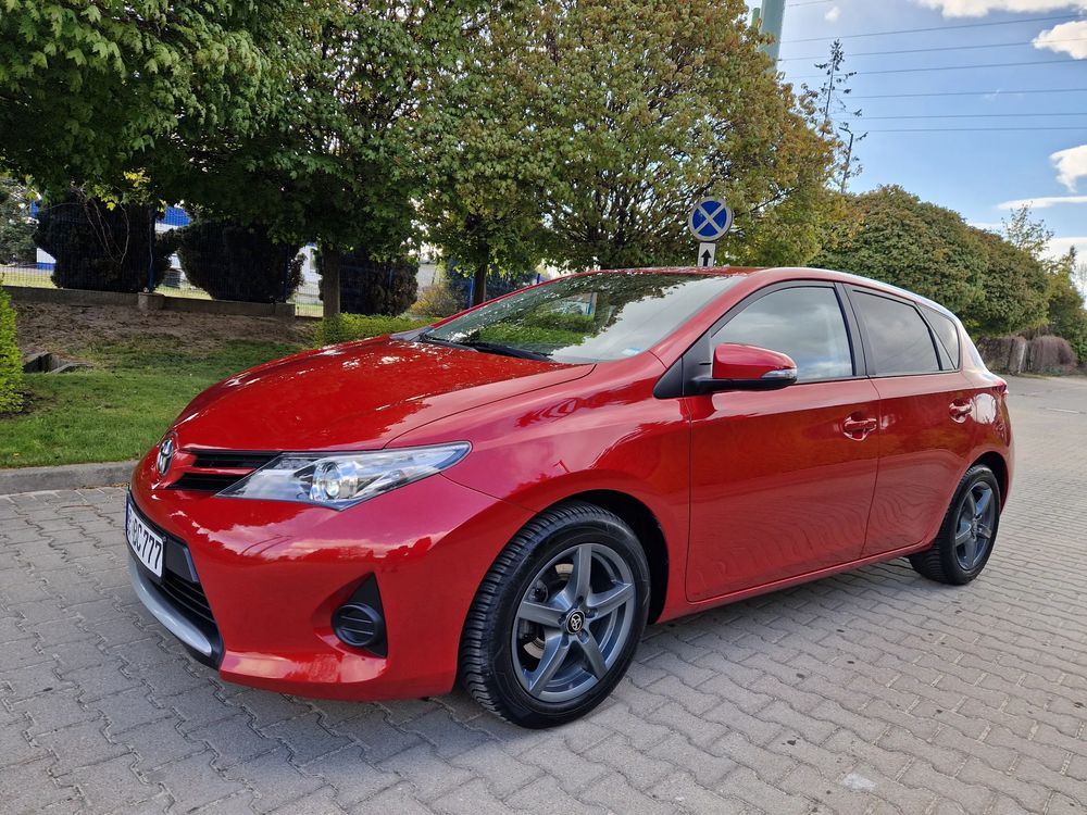Toyota Auris II 2013