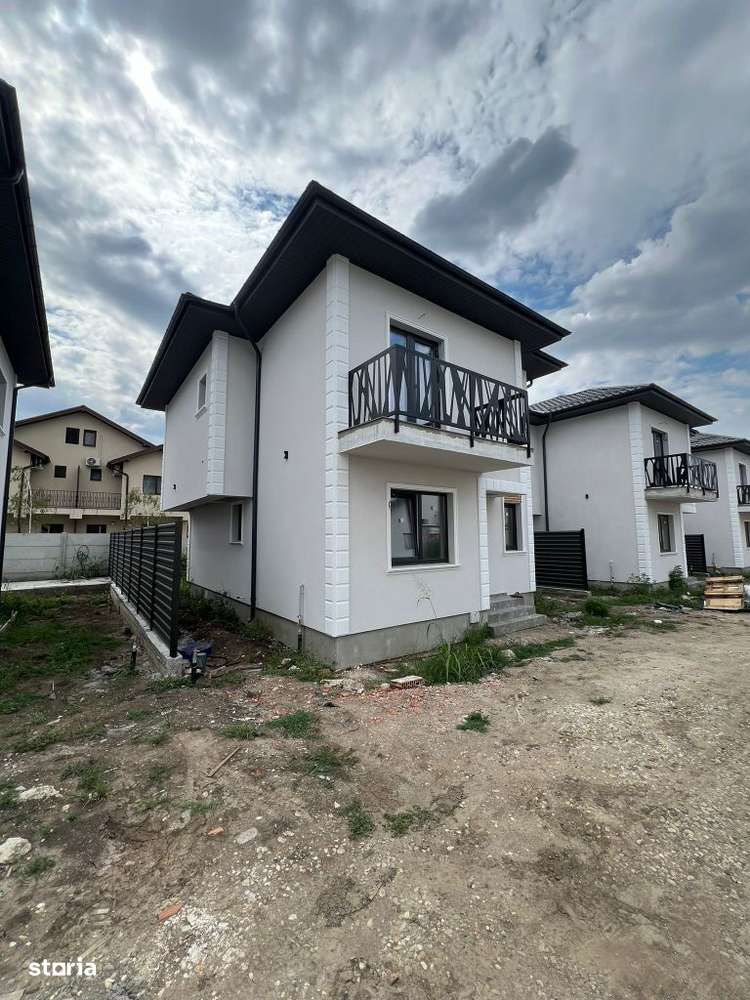 Vila singulara Safirului - Imagine principală: 2/19