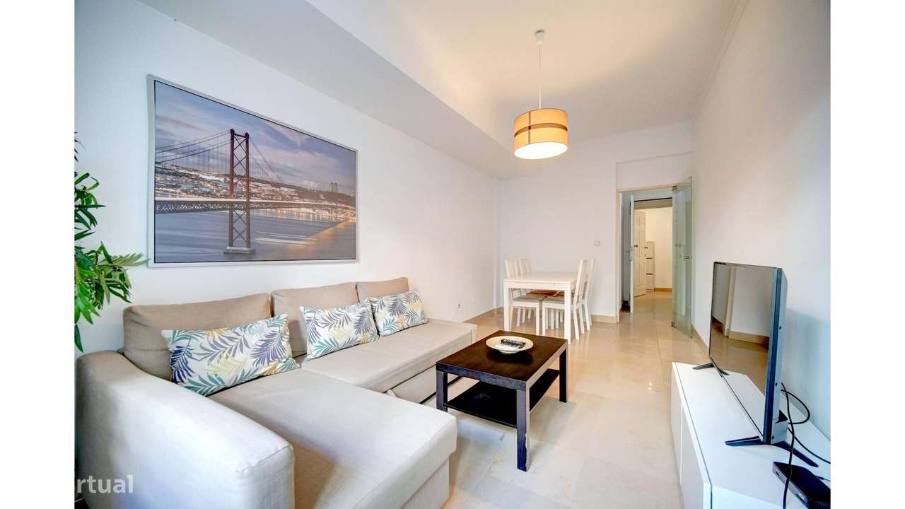Apartamento T3 em Lisboa com terraço-5