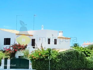 Moradia T4 em Albufeira com vista mar