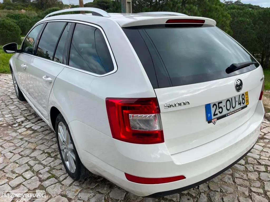 Skoda Octavia Break 2.0 TDI Elegance - 14