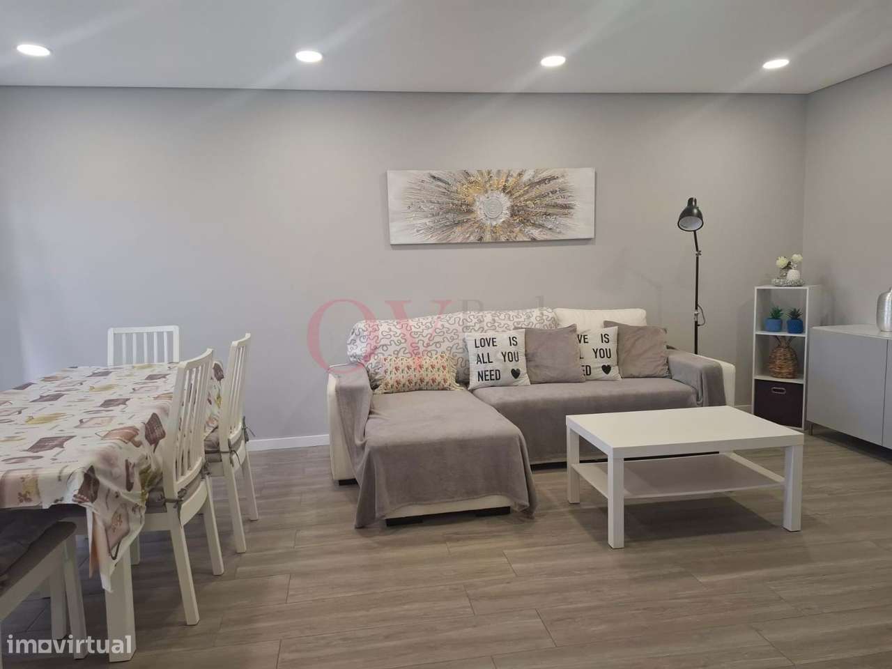 Apartamento T2 na Praia da Barra com 4 varandas e vista de Ria, para v-22