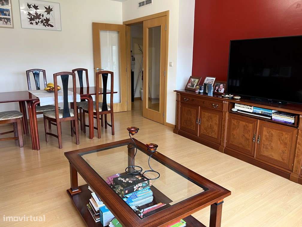 Excelente T2 Quinta do Conventinho / Stº Ant Cavaleiros-5