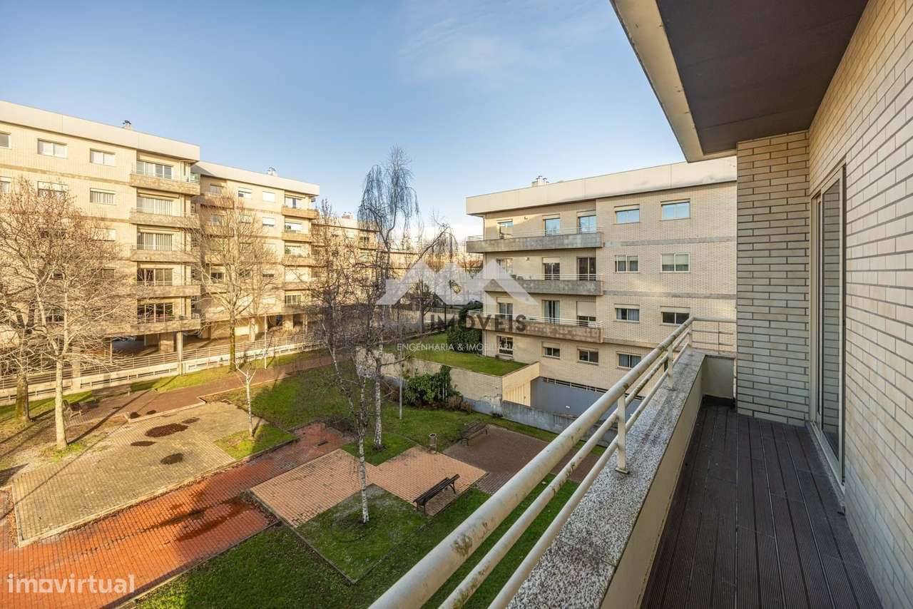 Apartamento T4 | Ramalde |2 suites | Jardim | Varanda | Garagem 2 viat - Grande imagem: 2/42