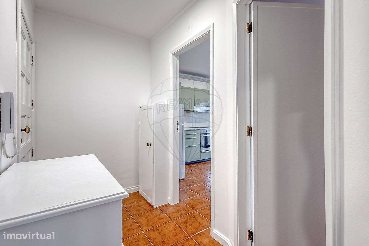 Apartamento T1 para arrendamento - Grande imagem: 4/17