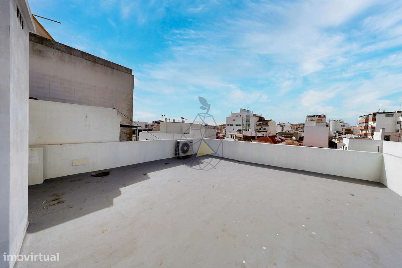 Viva o Encanto da Cidade Antiga - Apartamento com Tetos Altos e Muito-40