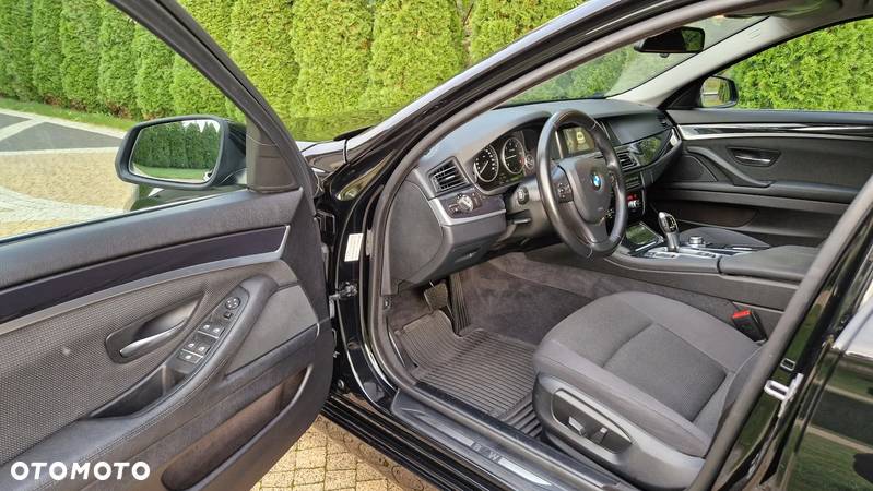 BMW Seria 5 518d Advantage - 10