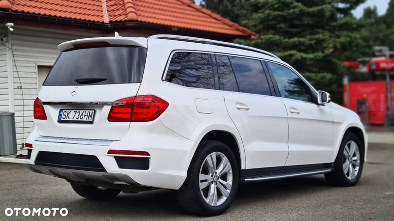 Mercedes-Benz GL 350 BlueTec 4-Matic - 2