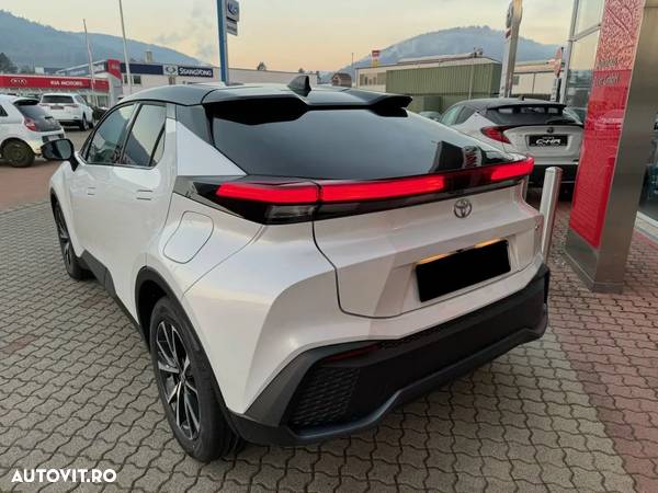 Toyota C-HR - 9