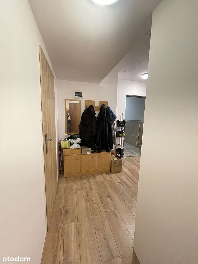 Na sprzedaż przestronne i luksusowe mieszkanie w samym sercu Lubania-12