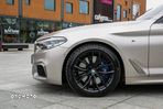 BMW Seria 5 M550i xDrive sport - 19