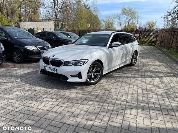 BMW Seria 3 320i - 1