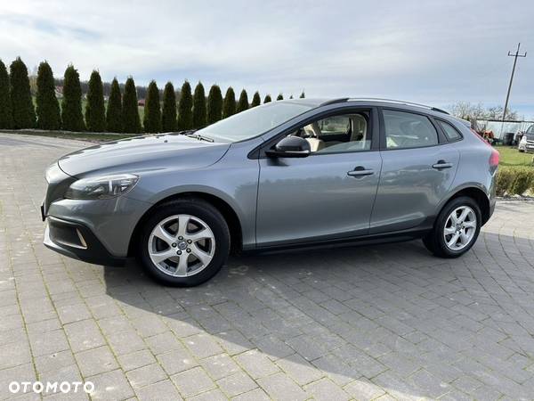 Volvo V40 Cross Country D2 Momentum - 5