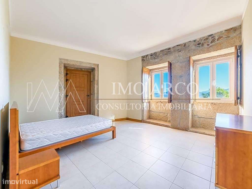 Vila Nune, CRUJEIRA-13