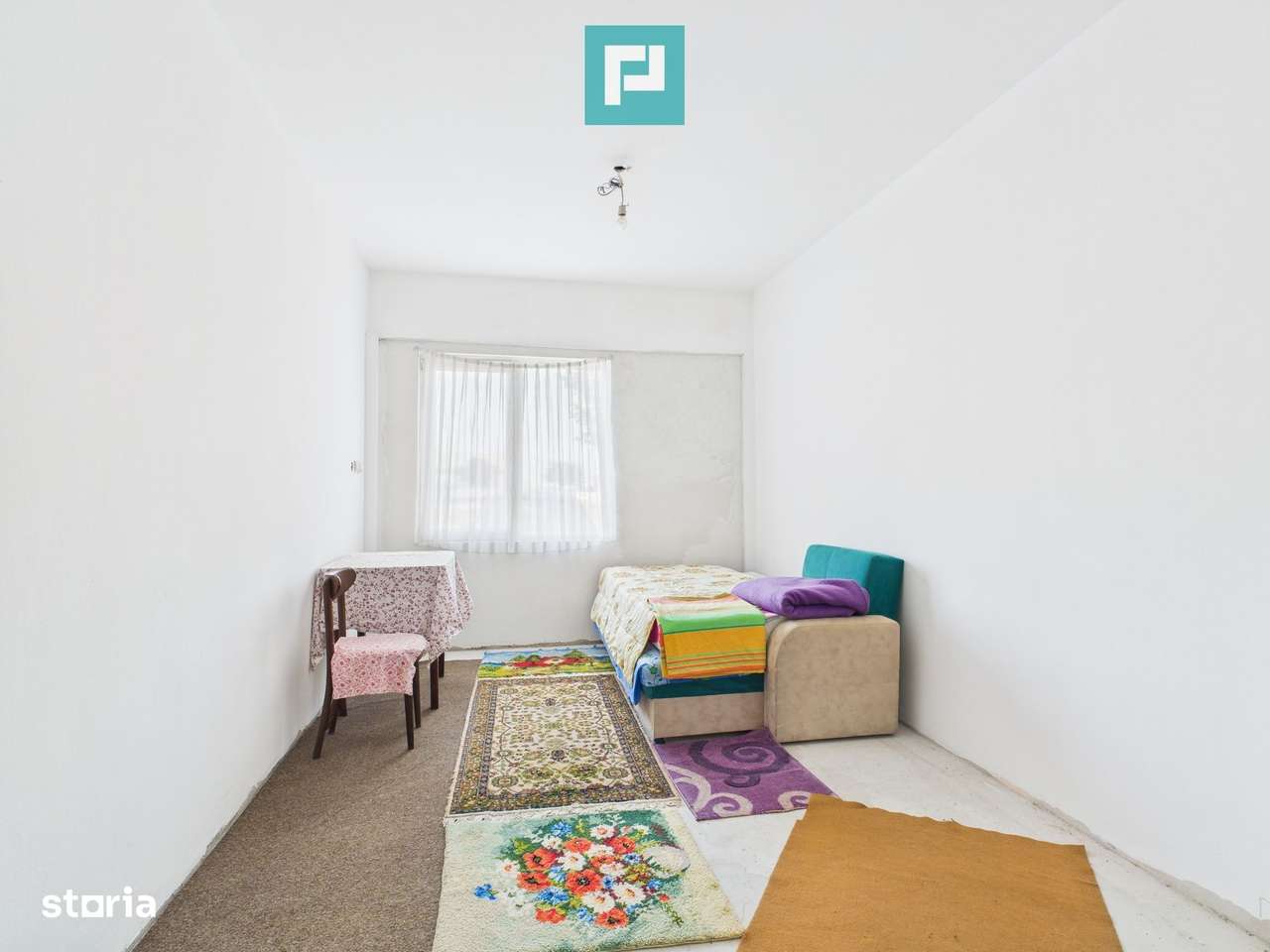 Casă P+E+M în zona Mehala pe arteră principală - Imagine principală: 2/15