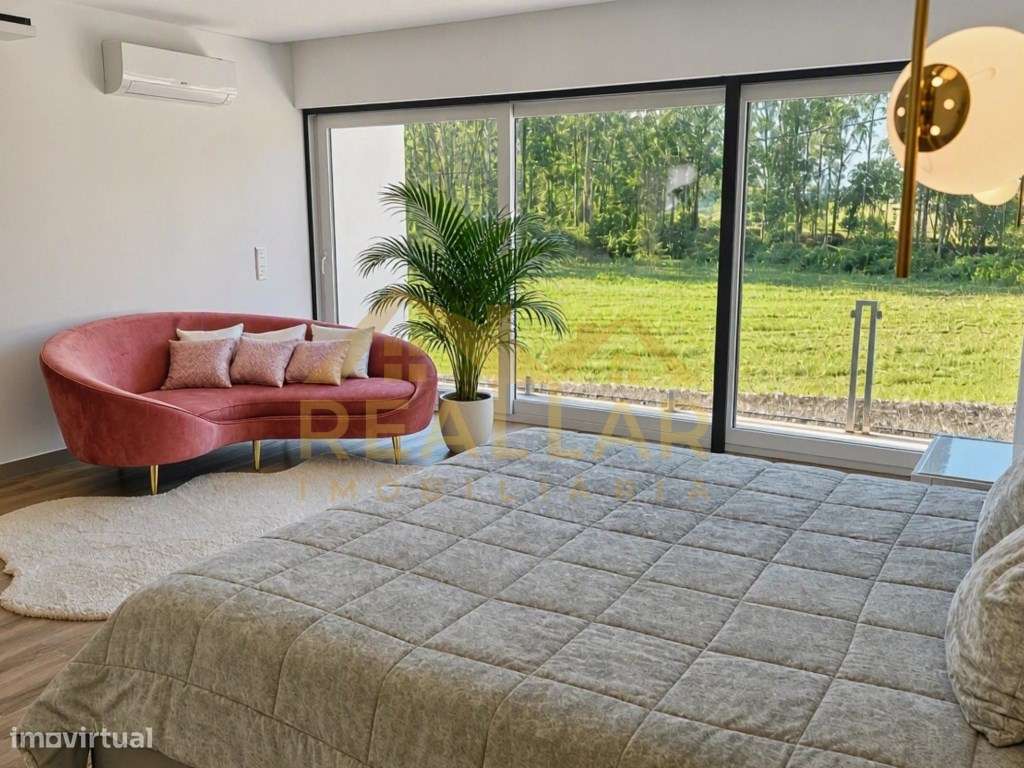 Moradia T3 Exclusiva com Piscina e Terreno de 2.230 m2| Rio Mau, Vi...-17