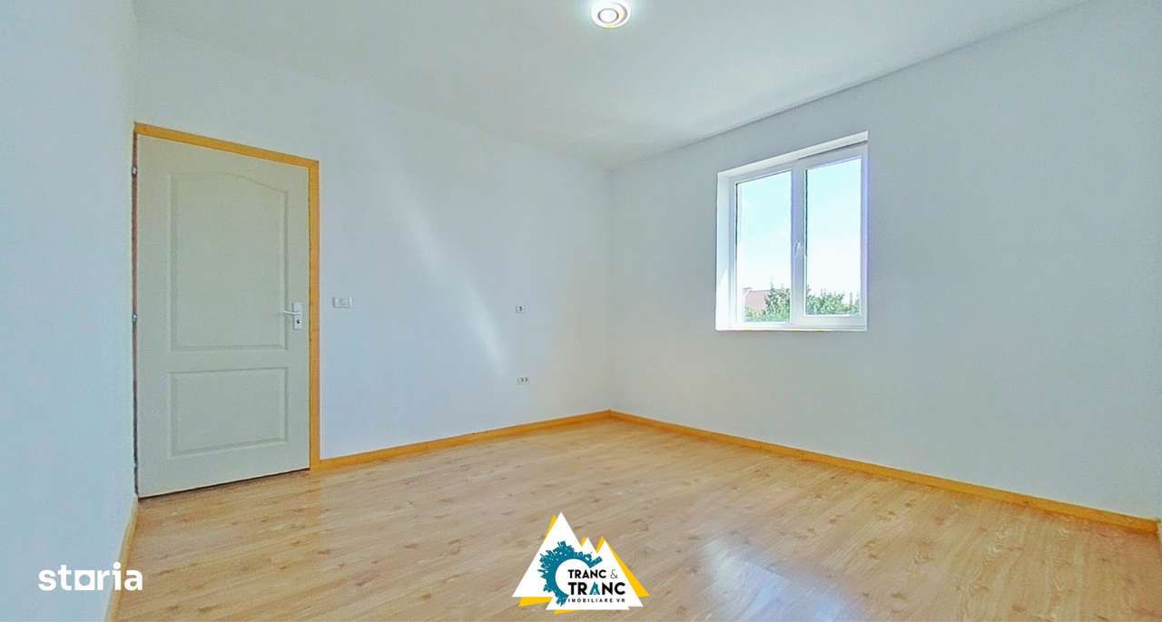 Casă nouă cu 6 camere de vânzare în Sânleani - Imagine principală: 1/12