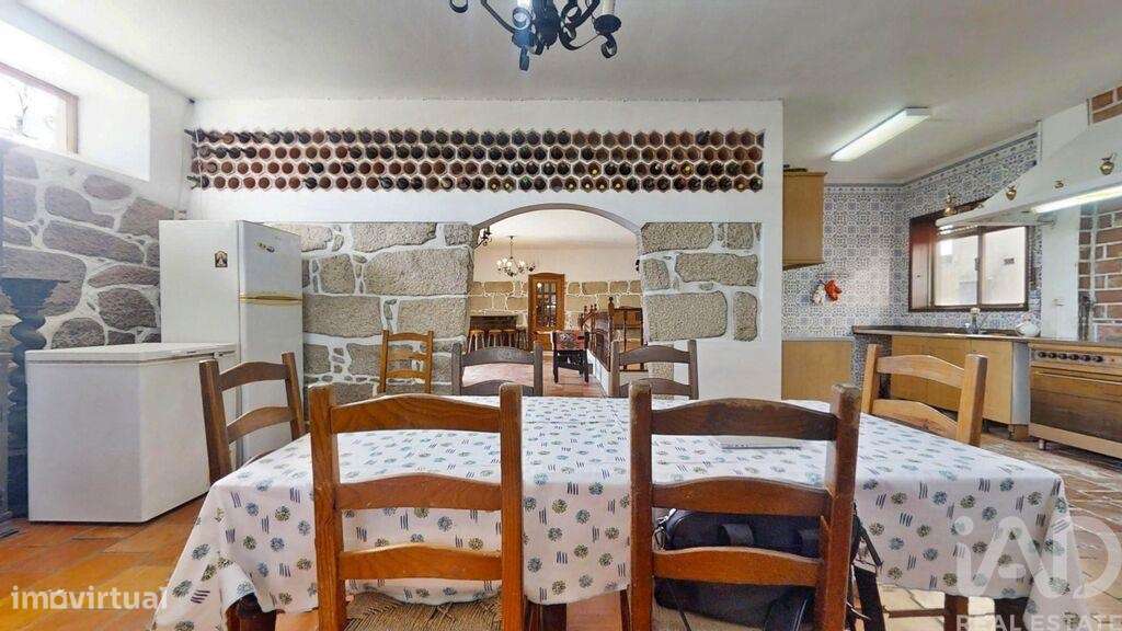 Ateliê T4 em Águas Santas de 400 m2 - Grande imagem: 4/40