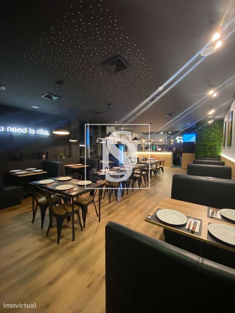 Trespasse restaurante/hamburgueria em Braga — Oportunidade Única de In-3