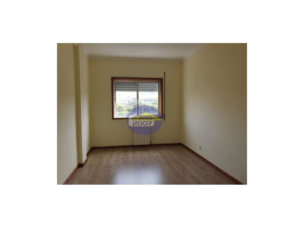 Apartamento T3 em Oliveira do Douro - Grande imagem: 5/14
