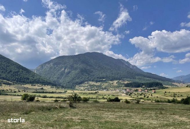 Teren intravilan de vanzare cu toate utilitatile in Tohanita - Bran