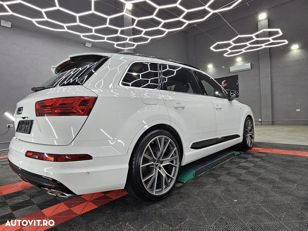 Audi SQ7 4.0 TDI quattro Tiptronic - 5