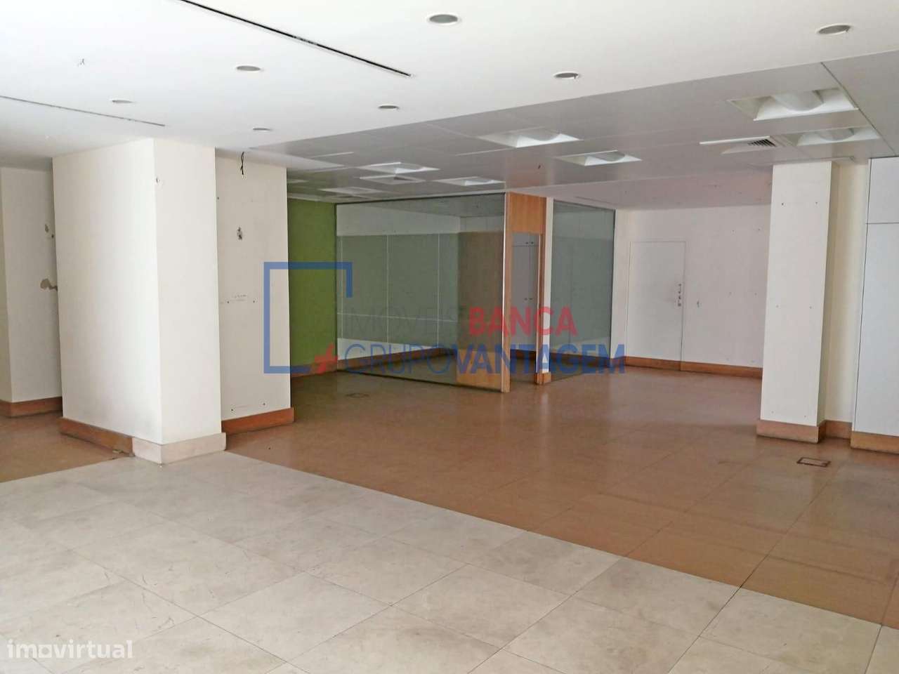 Loja com 238 m2 - Cortegaça - Ovar - Grande imagem: 4/13