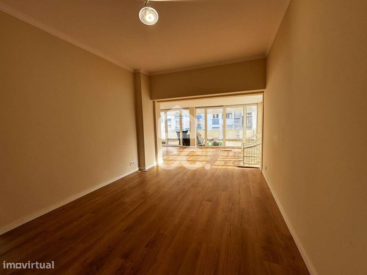 Apartamento T3 com terraço - Odivelas-6