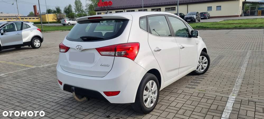 Hyundai ix20 1.4 Comfort - 4