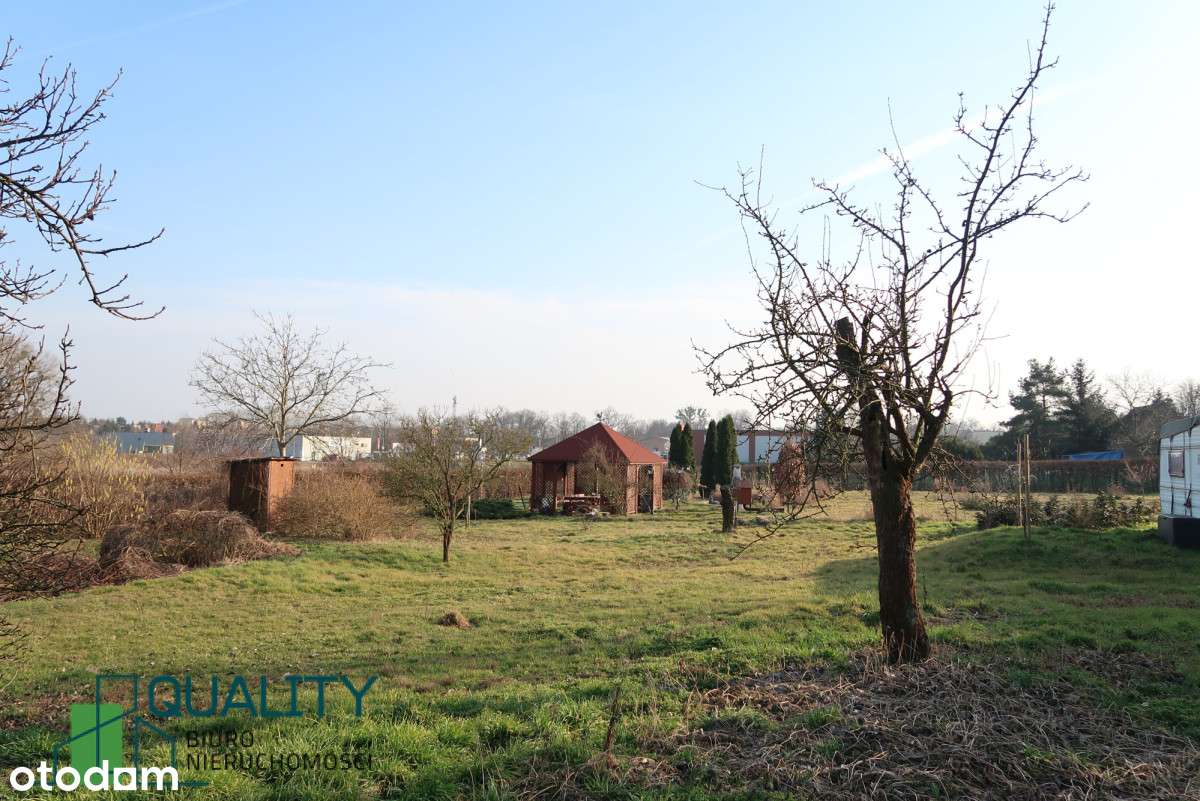 Duża działka na sprzedaż z domem blisko centrum! - Pełny obrazek: 4/16
