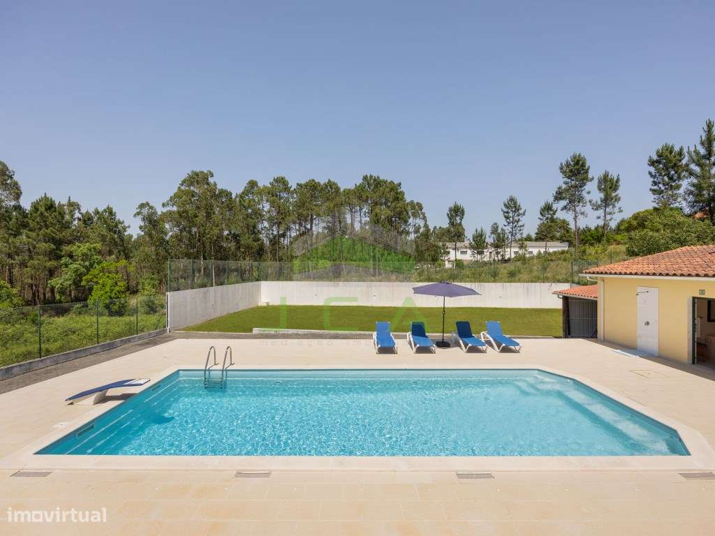 Moradia V4 com piscina e terreno a 15min de Leiria-44