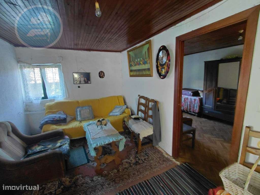 Casa Rústica em Pedra com Terreno para Restauro - Cambeses, Cabecei...-24
