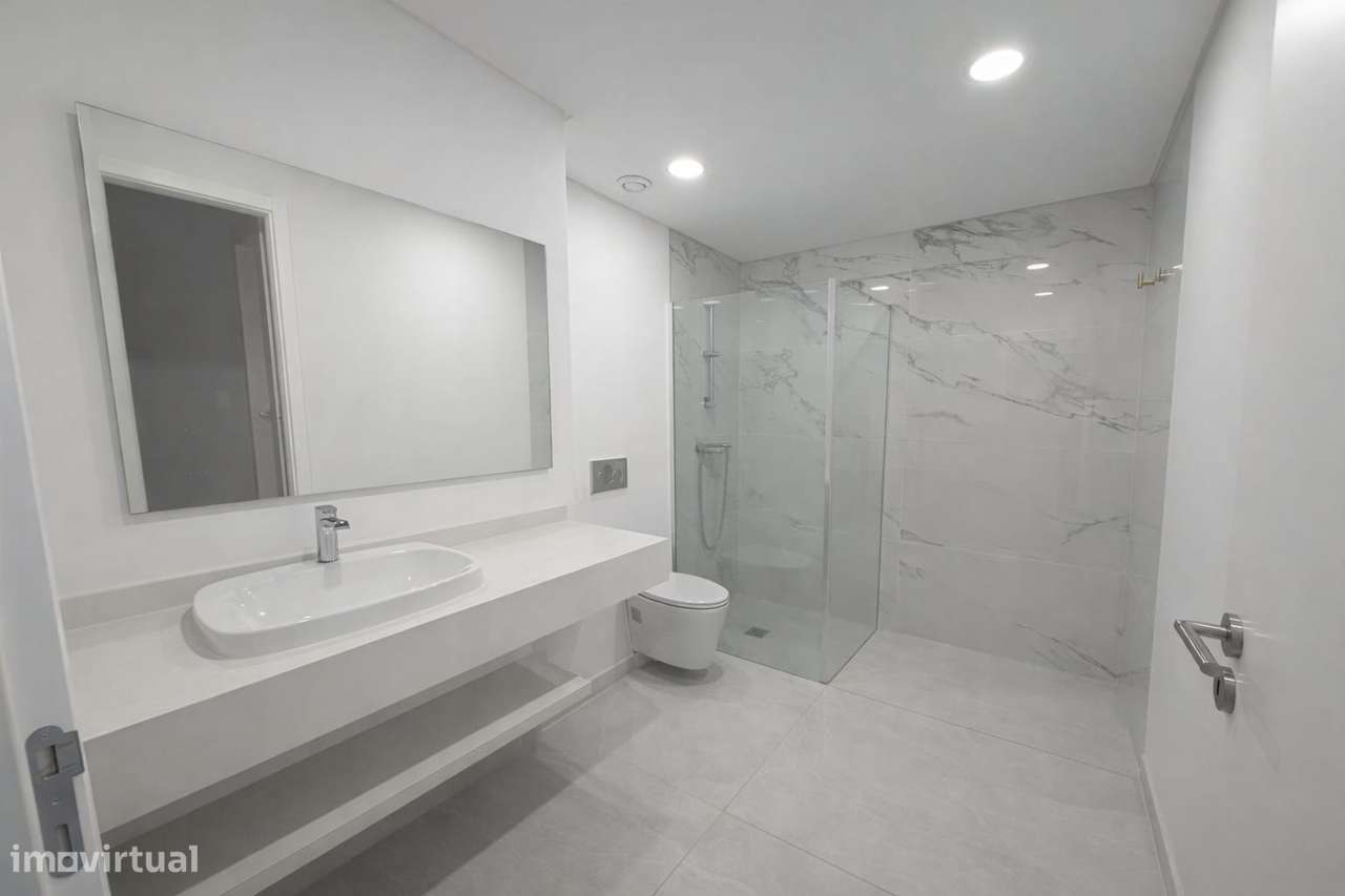 T2 Apartamento - Rampa Dr. Barreto (Madeira, Funchal)-12