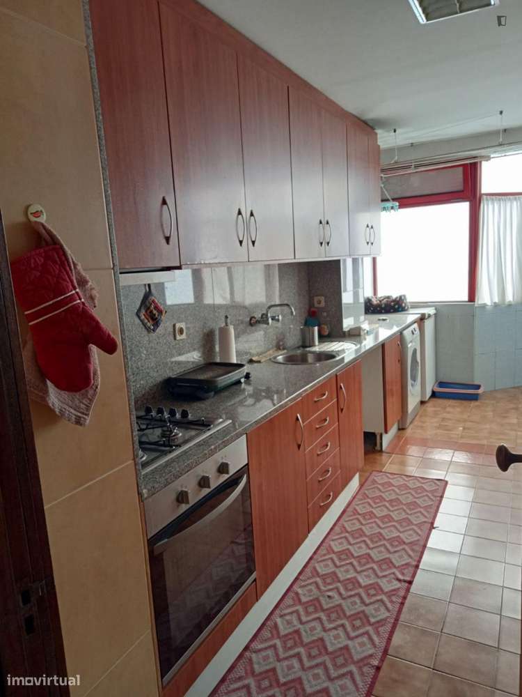 Quarto - localizado em Vila nova de gaia - Grande imagem: 3/9