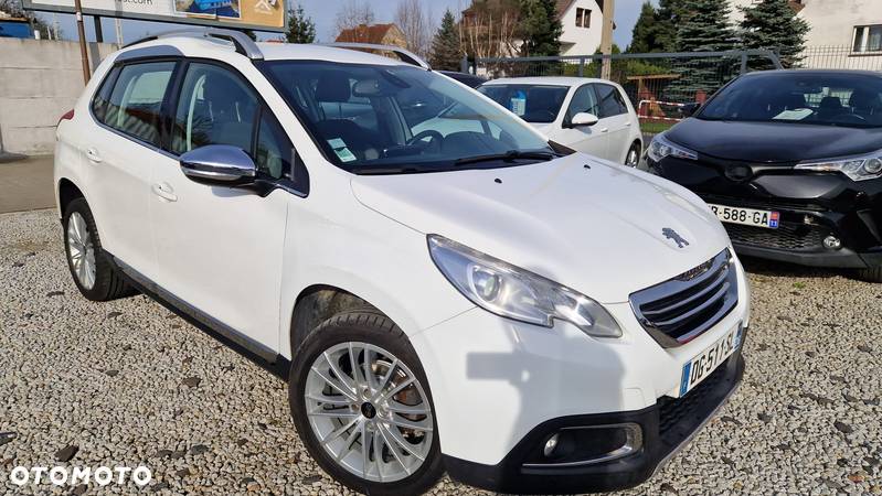 Peugeot 2008 1.6 e-HDi Style S&S - 8