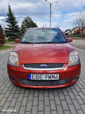 Ford Fiesta 1.6 Trend - 2