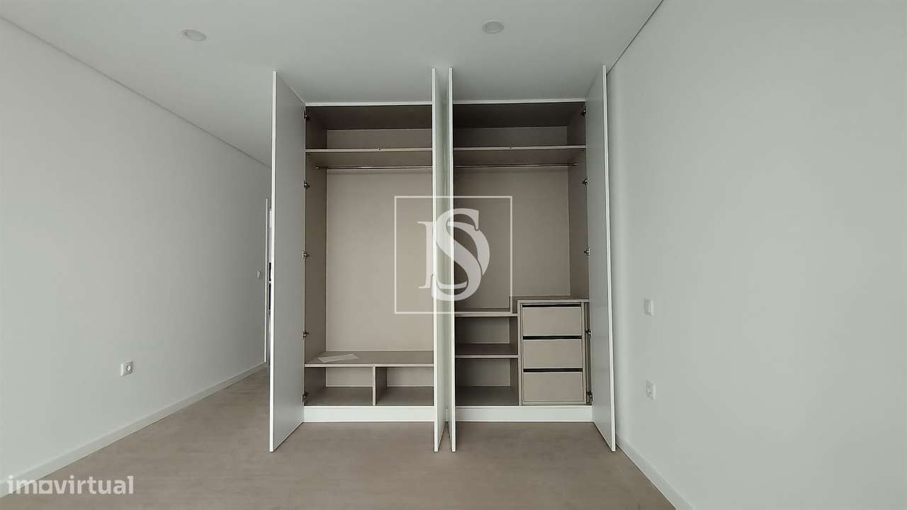 Apartamento T2 Venda em Esgueira,Aveiro-15