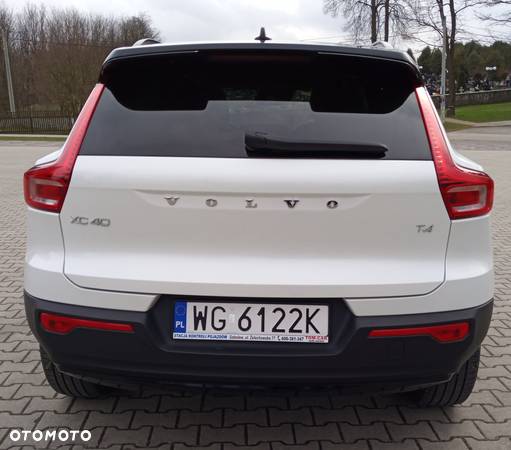 Volvo XC 40 T4 R-Design - 8