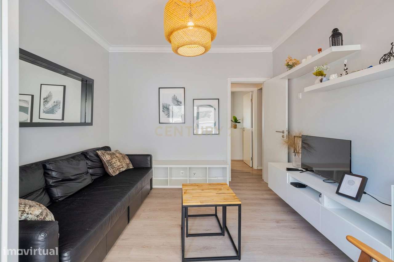 Apartamento T-3 com Terraço  Almada-5