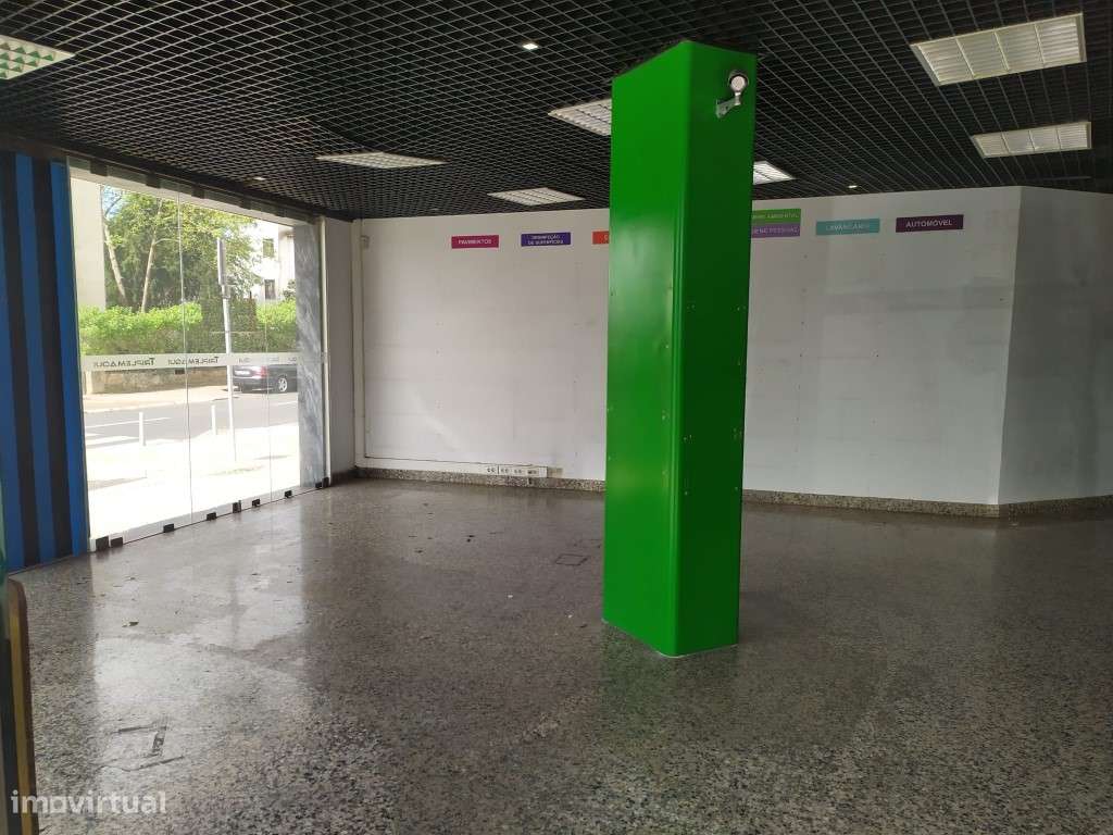 Loja 300m2 em 2 pisos na Amadora - Centro - Grande imagem: 4/24