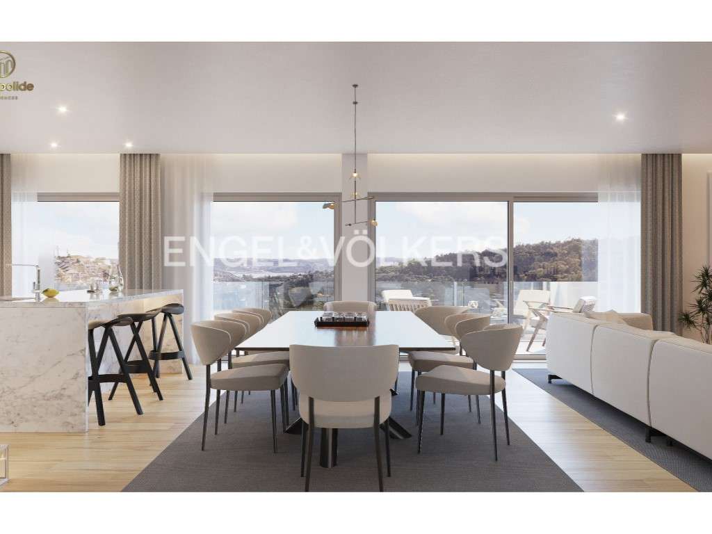 Excelente T2 com 2 Lugares de Garagem no Centro de Campolide - Grande imagem: 3/19