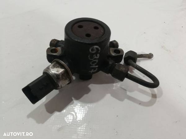 Rampa injectoare cu senzor Renault Clio / Megane 2 / Kangoo / Scenic / Nissan Micra cod motor K9K - 3