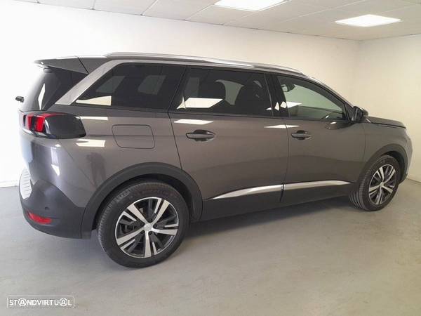 Peugeot 5008 1.2 PureTech Allure Pack - 4