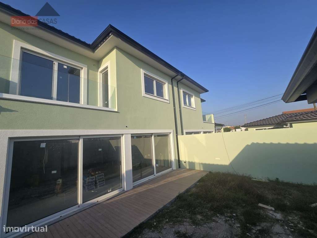 Moradia geminada T4 em Aveiro - Gafanha do Carmo-5